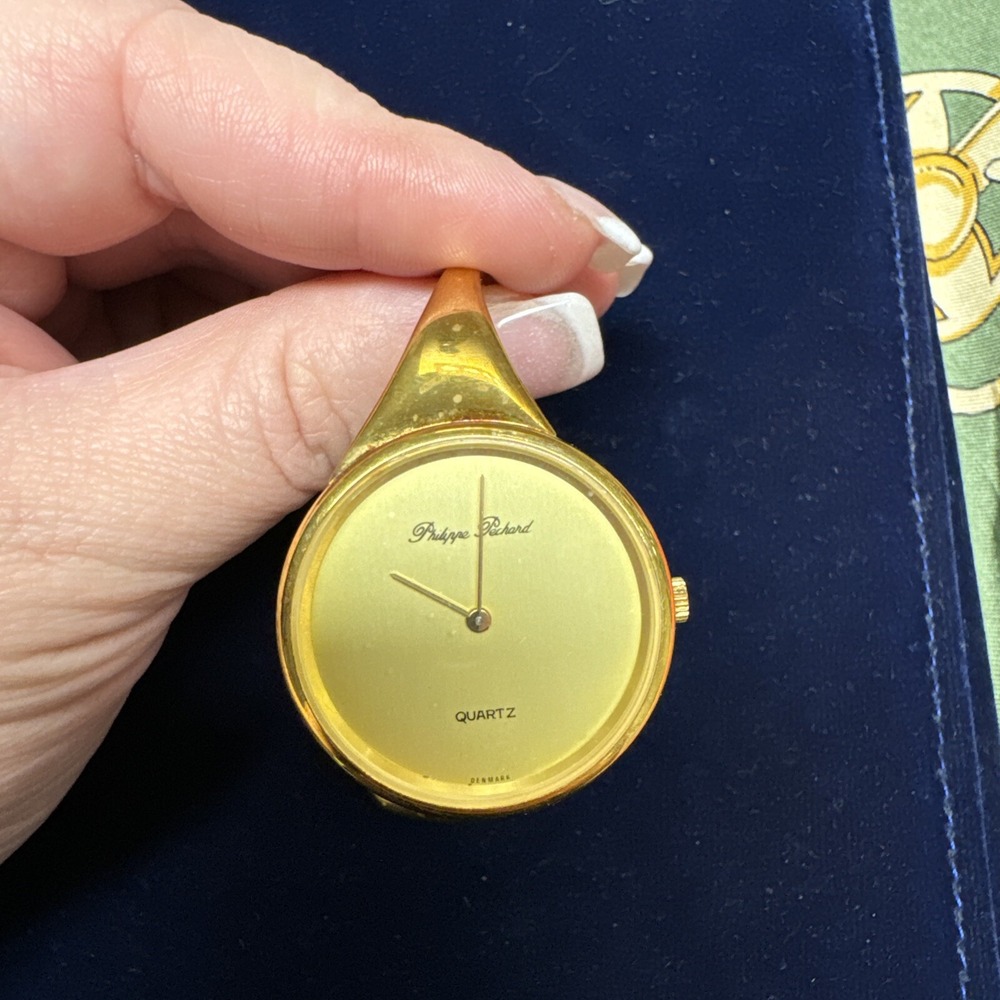 Philippe Pechard Modern Cuff Watch Women 30mm Gold Tone 7775-G